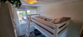 Private room 7m2 with desk & oven